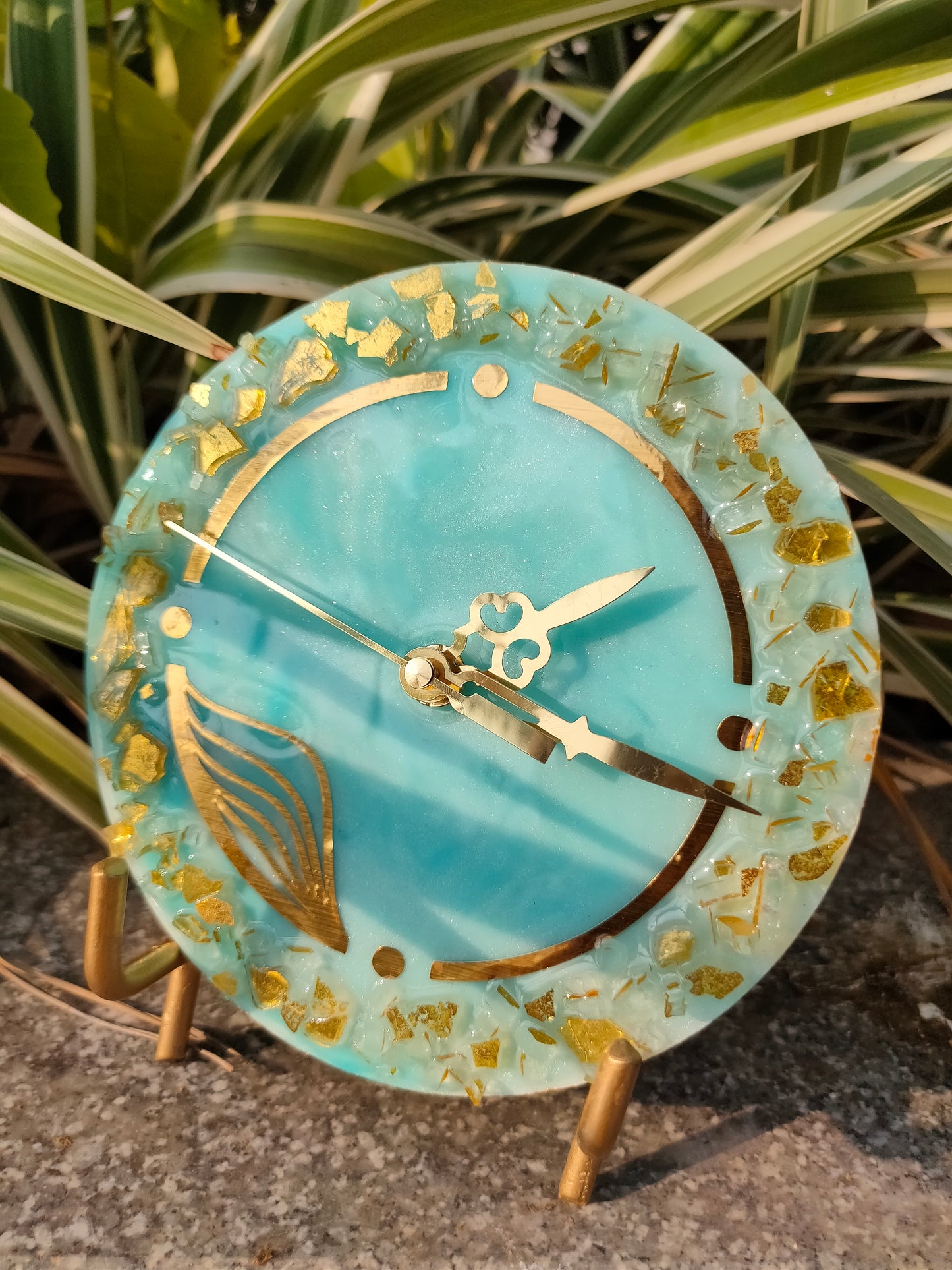 Freeze Resin Wall Clock