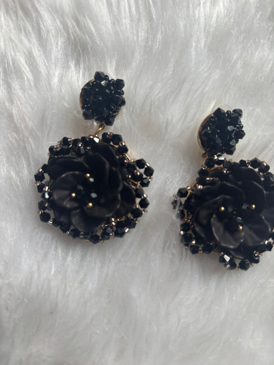 Traditional Earrings black